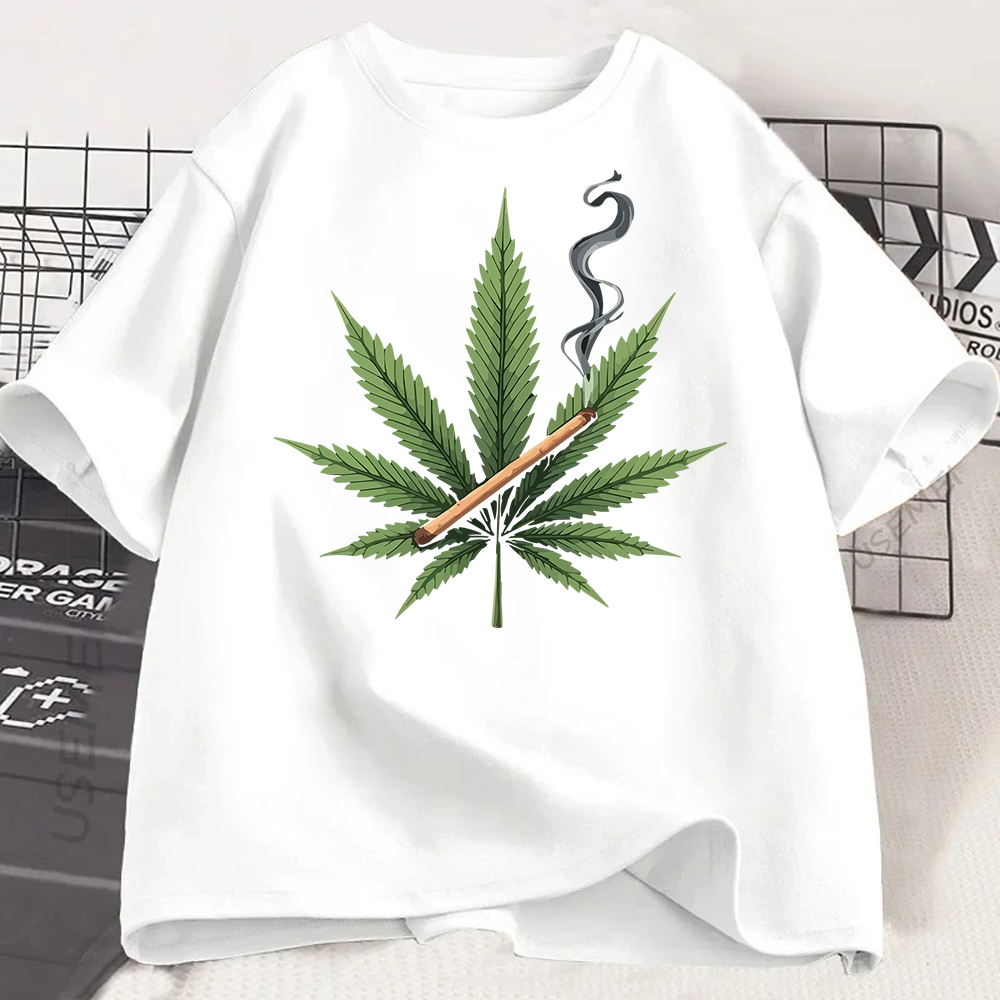 Streetwear Brand In Japan - Letnia koszulka męska z nadrukiem, krótki