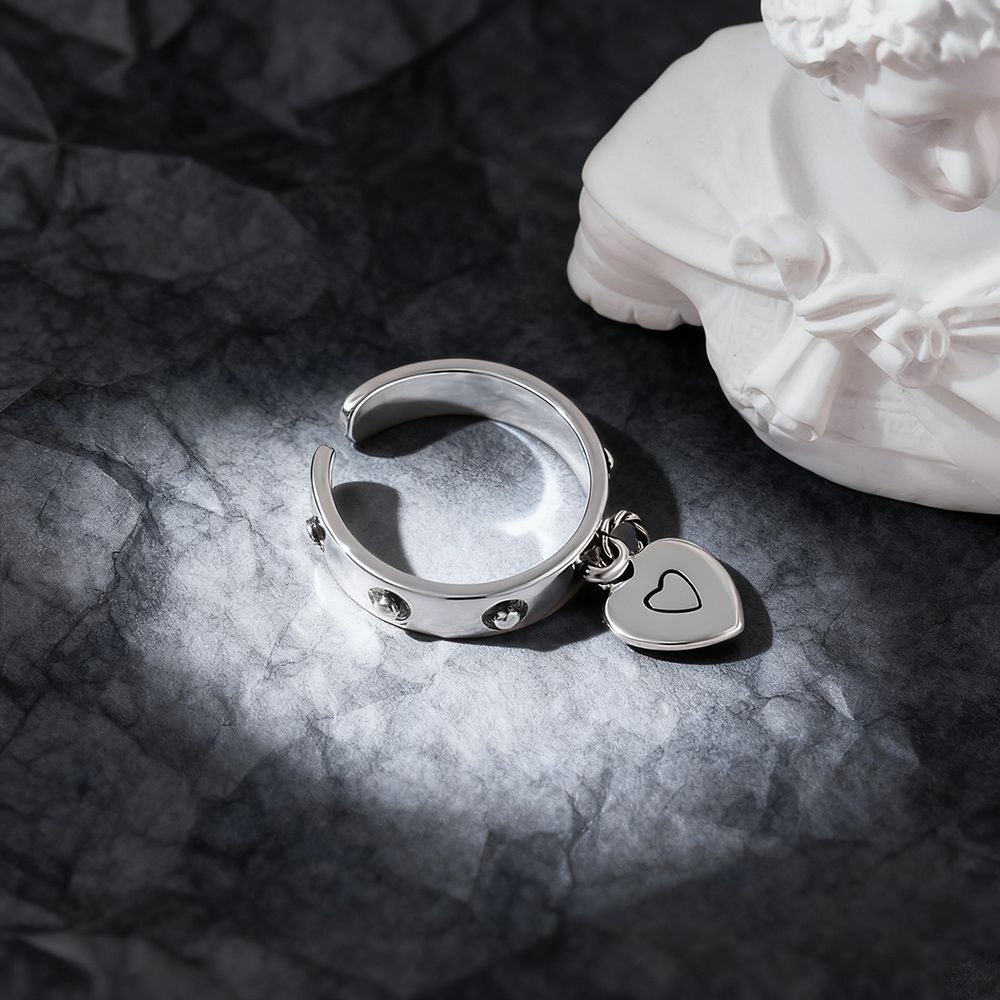 Srebro próby 925 w kształcie s – Chrome Hearts Ring recenzja i cena