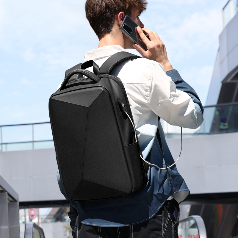 Plecak na laptopa marki Fenrui – Streetwear Brand Backpack recenzja i cena