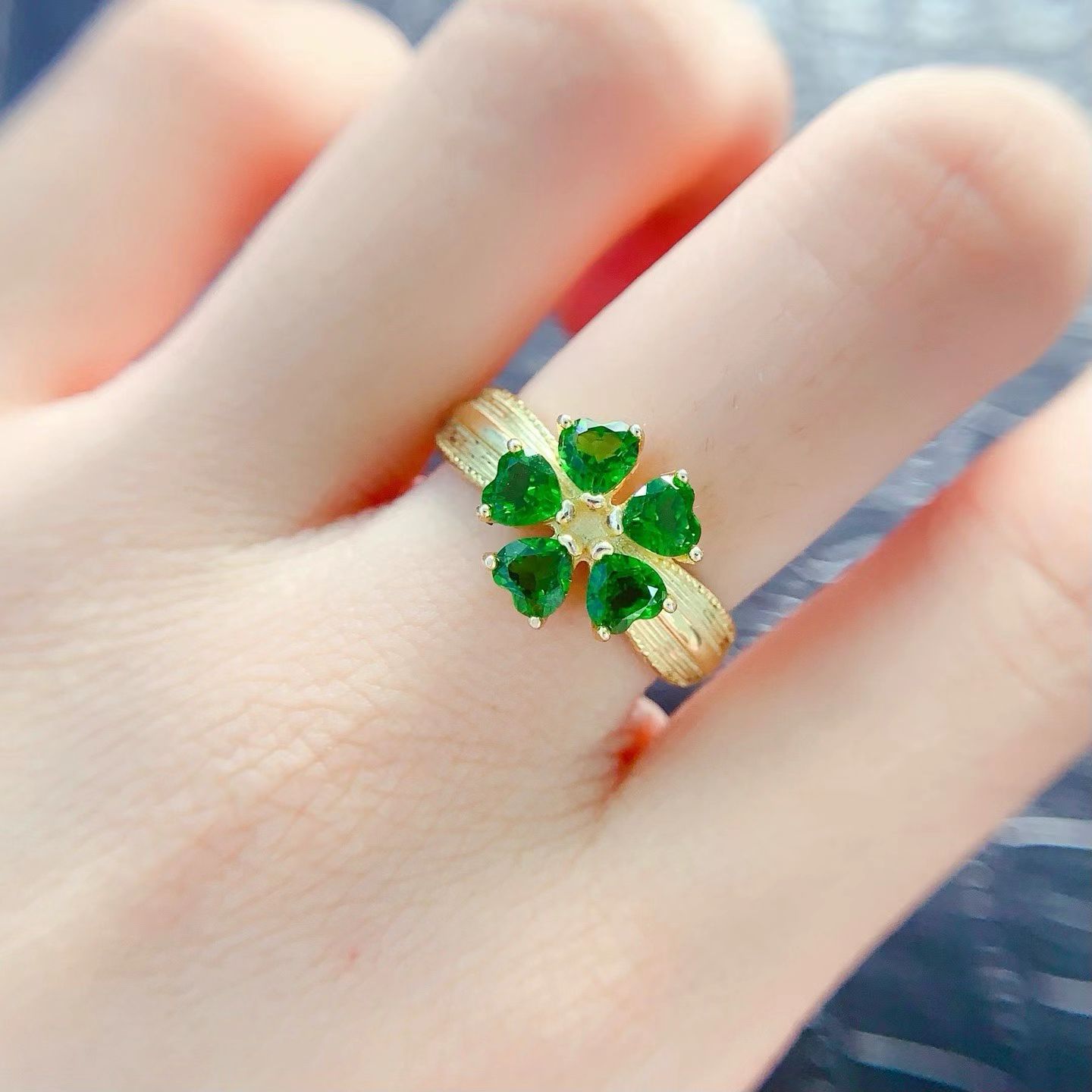 Pierścionek z naturalnym chrom – Chrome Hearts Ring recenzja i cena